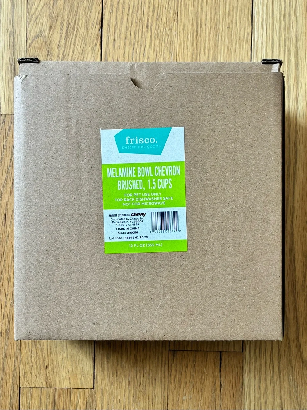 NWT Chewy “frisco” Melamine Pet Bowl CHEVRON, 12 oz
